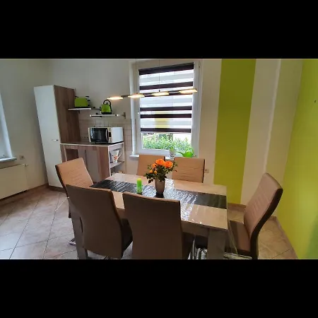 Neu! Unger Apartamento